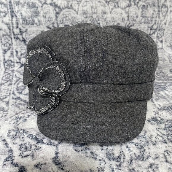 Fair Weather Gray Floral Trim Cabby Hat - Picture 1 of 6